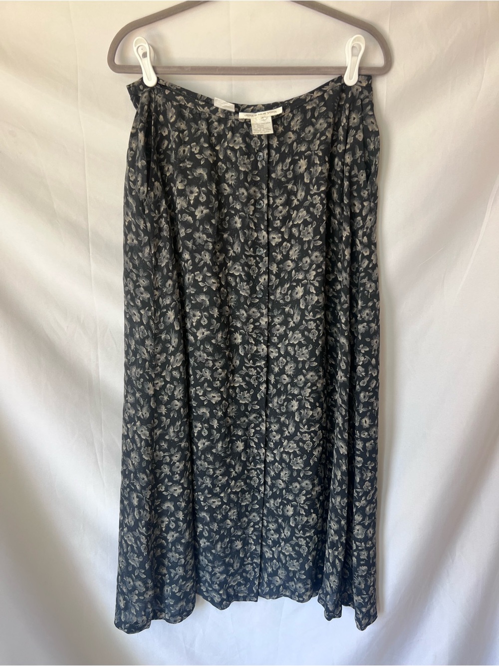 Women’s Vintage JONES NEW YORK 100% Silk Button Floral Maxi Skirt